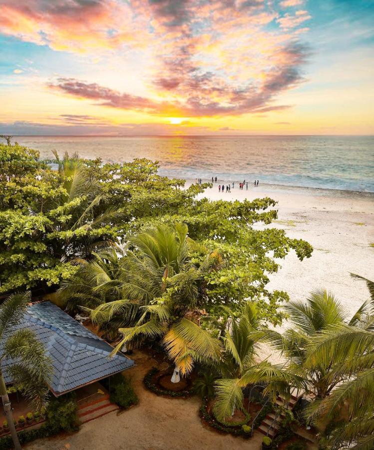 Palm Beach Resort, Alleppey Alappuzha Buitenkant foto