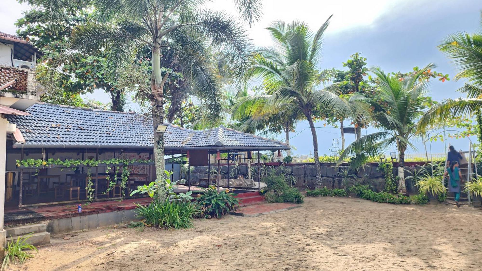 Palm Beach Resort, Alleppey Alappuzha Buitenkant foto