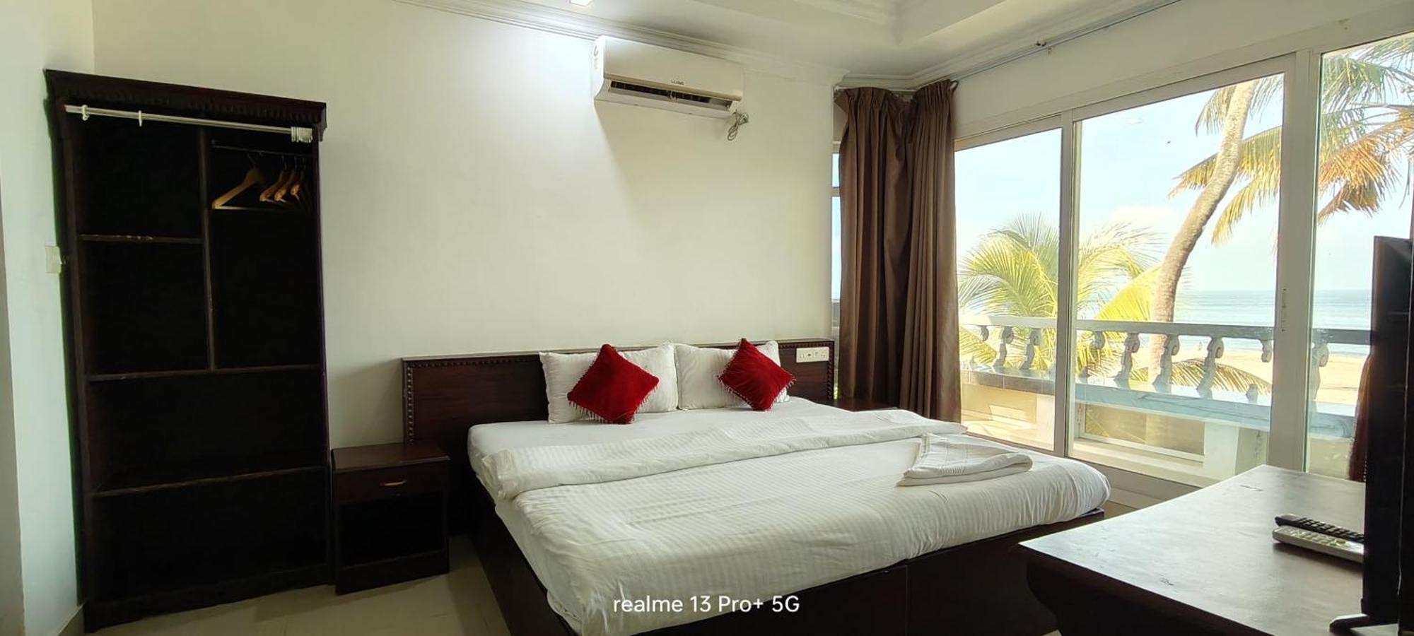 Palm Beach Resort, Alleppey Alappuzha Buitenkant foto