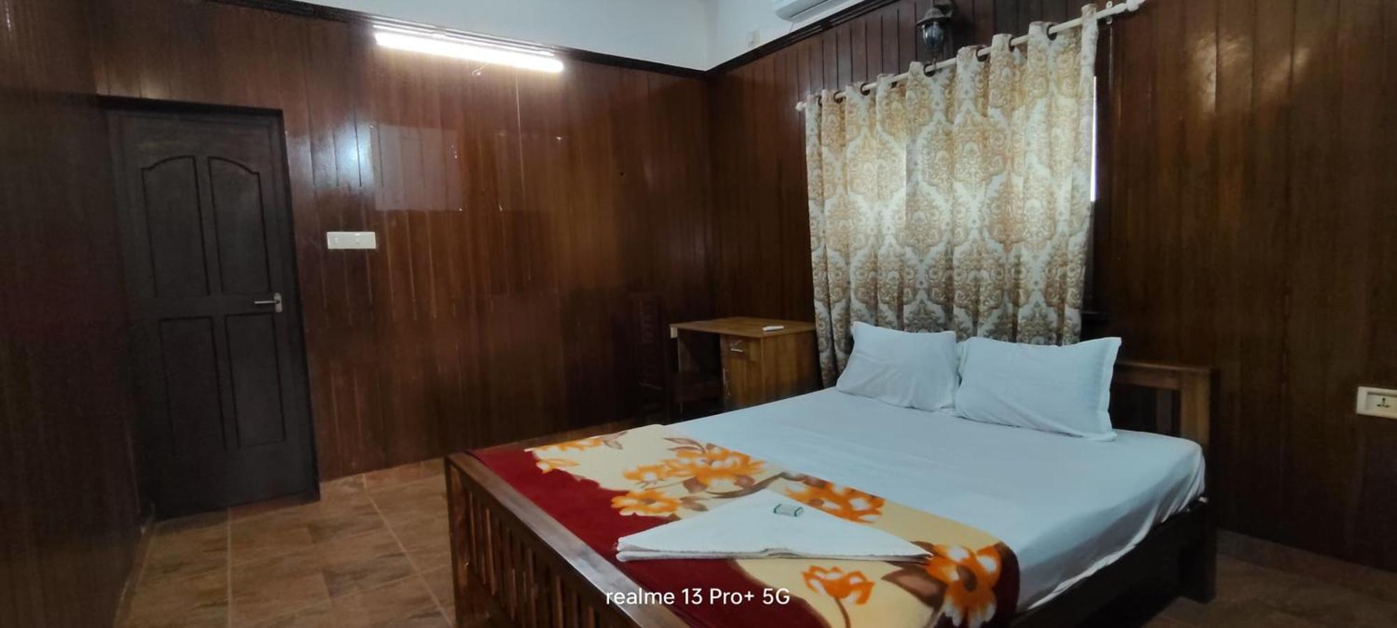 Palm Beach Resort, Alleppey Alappuzha Buitenkant foto