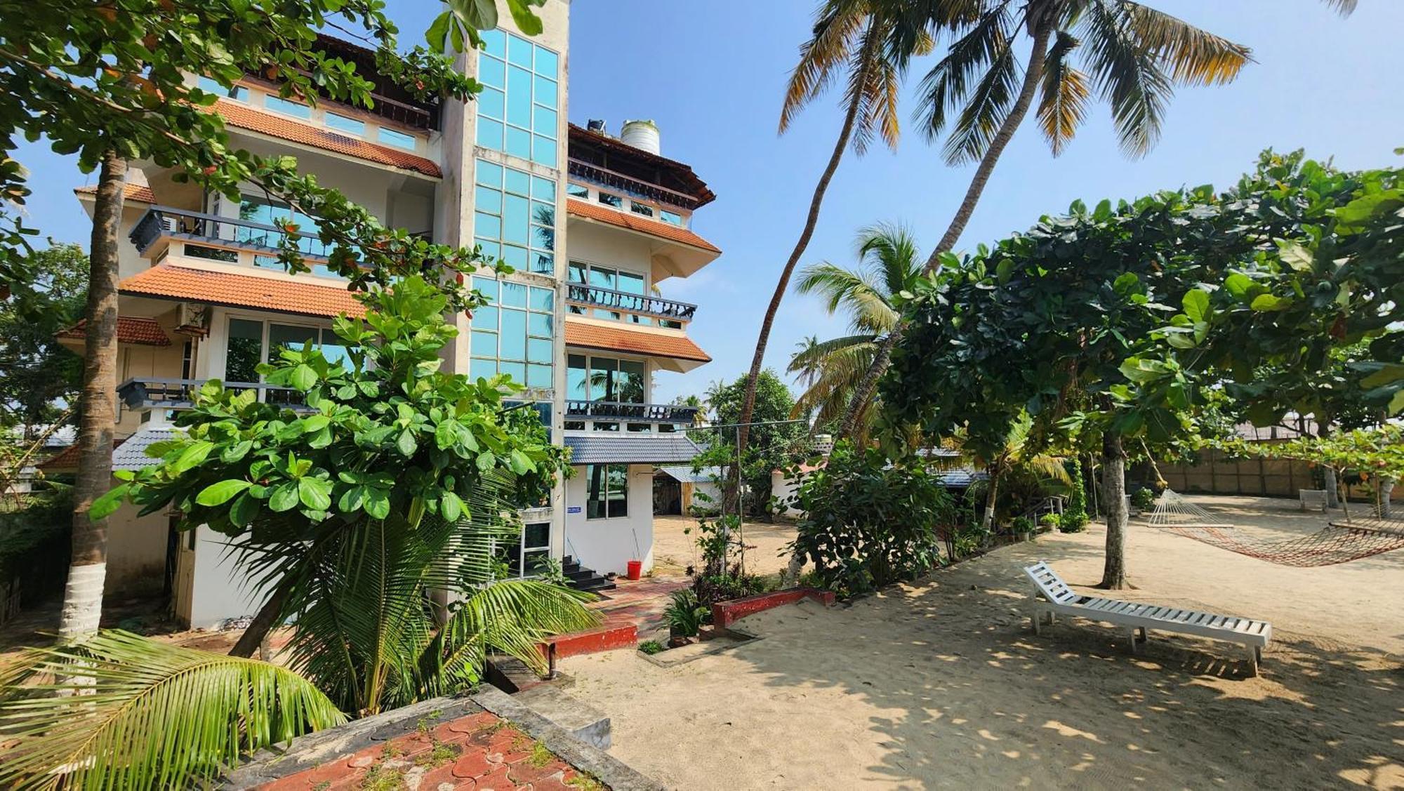 Palm Beach Resort, Alleppey Alappuzha Buitenkant foto